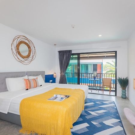 צ'אלונג Kraam Silhouette Hotel And Cafe Phuket מראה חיצוני תמונה