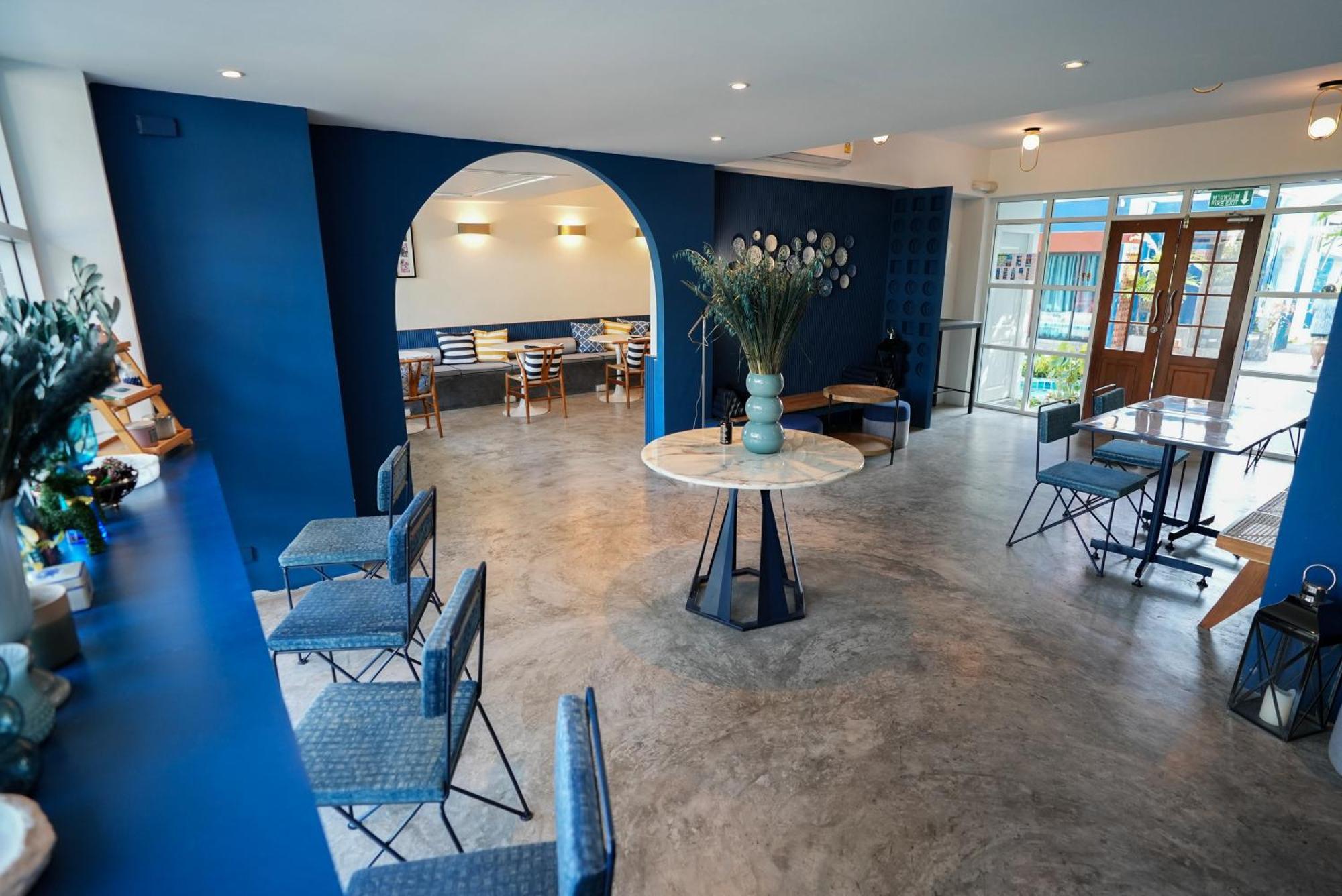 צ'אלונג Kraam Silhouette Hotel And Cafe Phuket מראה חיצוני תמונה