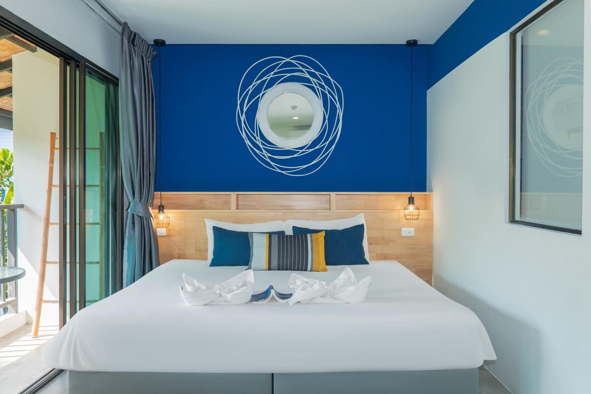 צ'אלונג Kraam Silhouette Hotel And Cafe Phuket מראה חיצוני תמונה