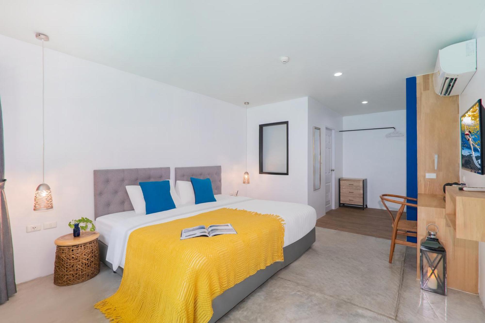 צ'אלונג Kraam Silhouette Hotel And Cafe Phuket מראה חיצוני תמונה