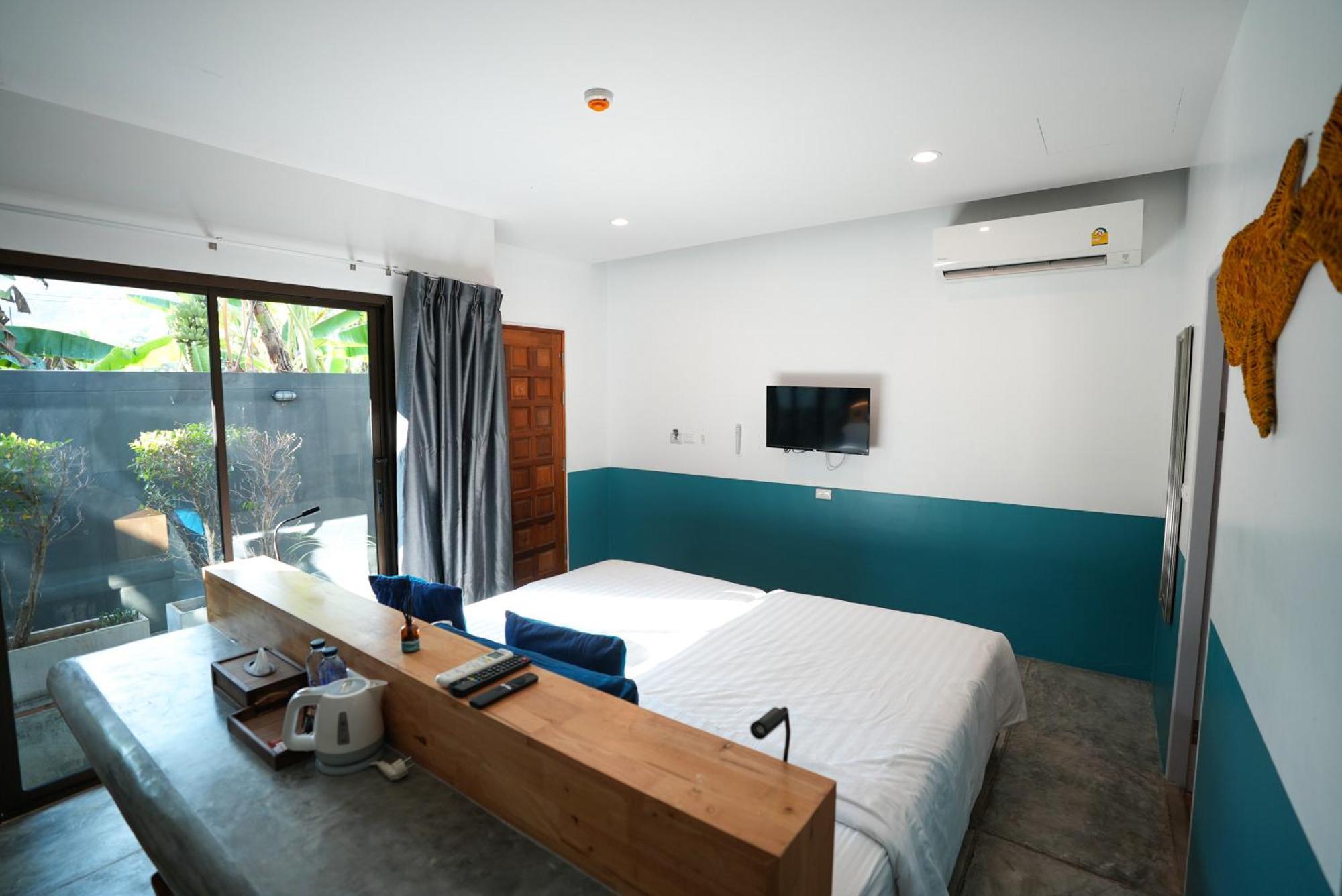 צ'אלונג Kraam Silhouette Hotel And Cafe Phuket מראה חיצוני תמונה